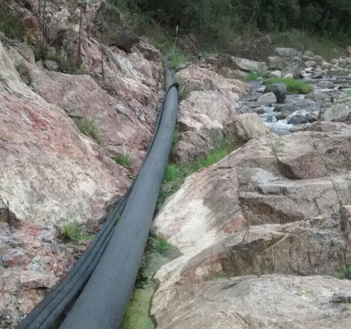 LA COOPERATIVA ESTABLECE EL ALERTA MÁXIMA Y SOLICITA A LA PROVINCIA LA DECLARACIÓN DE EMERGENCIA HIDRICA POR COLAPSO DEL ACUEDUCTO CANDONGA Y LA ADHESIÓN DE MUNICIPIO Y COMUNAS