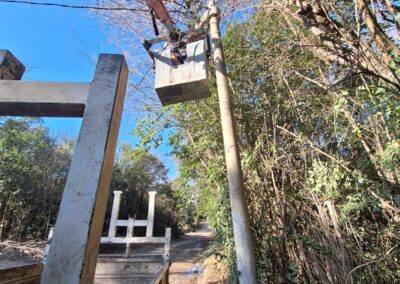 CULMINAMOS OBRA DE NORMALIZACIÓN DE VOLTAJE EN ZONAS ALEDAÑAS A ESCUELA VICTOR MERCANTE Y CEMENTERIO DE AGUA DE ORO