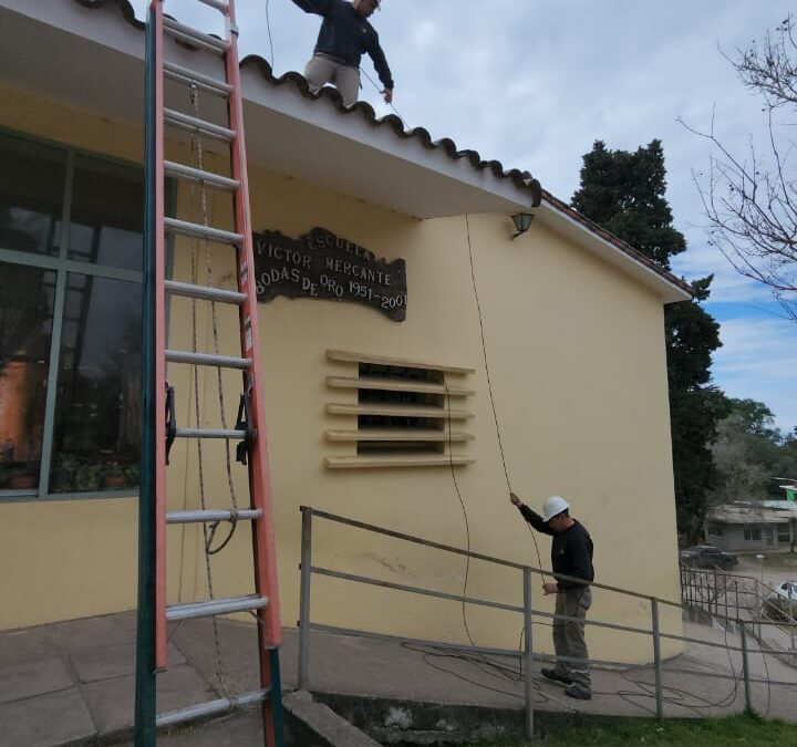 TRABAJO COLABORATIVO POR LA CONECTIVIDAD EN LA EDUCACIÓN